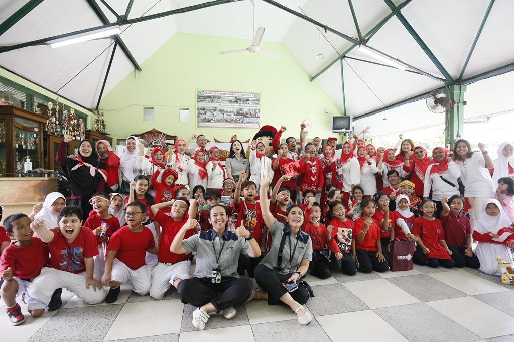 MNC Peduli Meriahkan HUT ke-80 RI Bareng Murid SDN Menteng 01