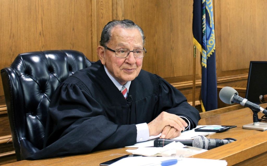 Profil Frank Caprio, Hakim Baik Hati yang Viral 