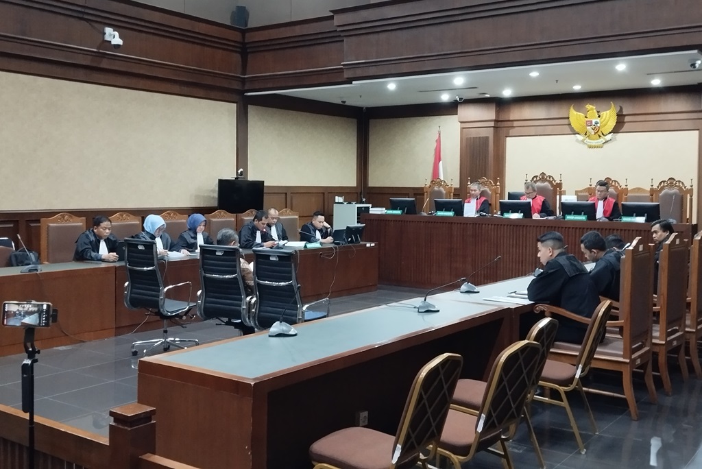 3 Hakim Pemberi Vonis Lepas Kasus CPO Didakwa Terima Suap Rp21,9 Miliar