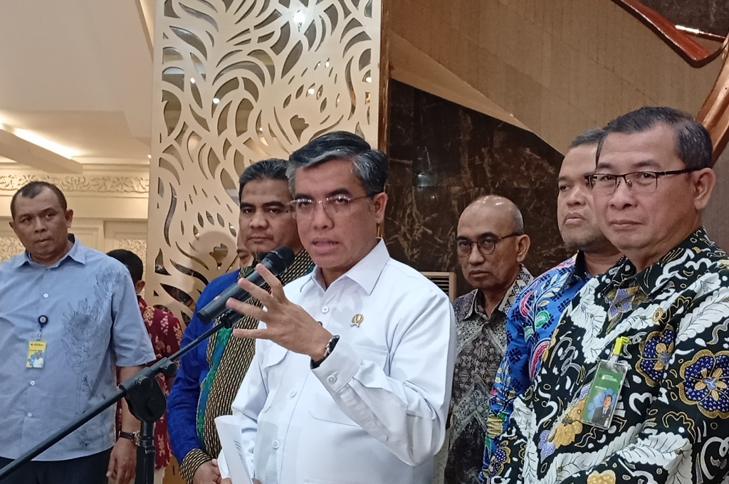 Noel Ebenezer Ditangkap KPK, Menaker Yassierli: Pukulan Berat!