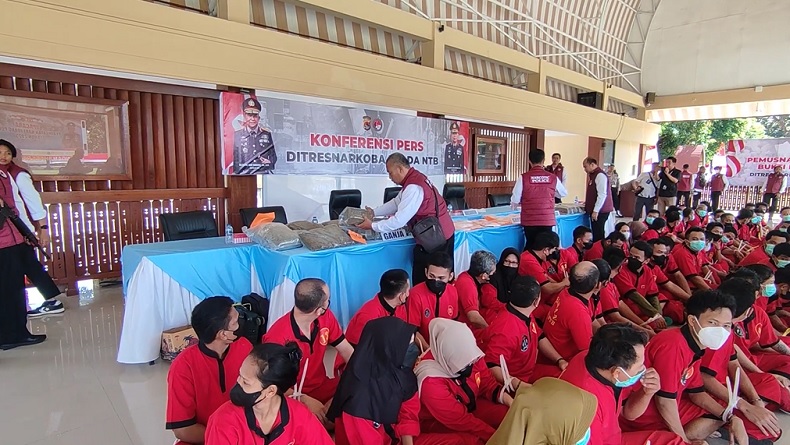 9 Terdakwa Kasus Narkoba di NTB Dituntut Hukuman Mati
