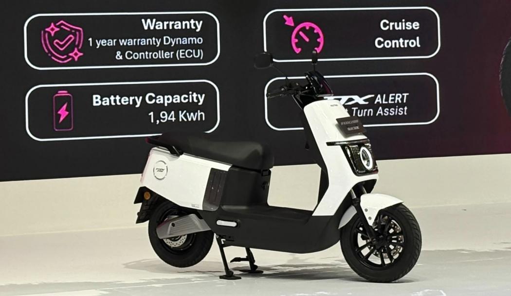 Polytron Luncurkan Motor Listrik untuk Perempuan Fox 200 Seharga Rp11,5 Juta, Ada Fitur Anti Salah Sein 