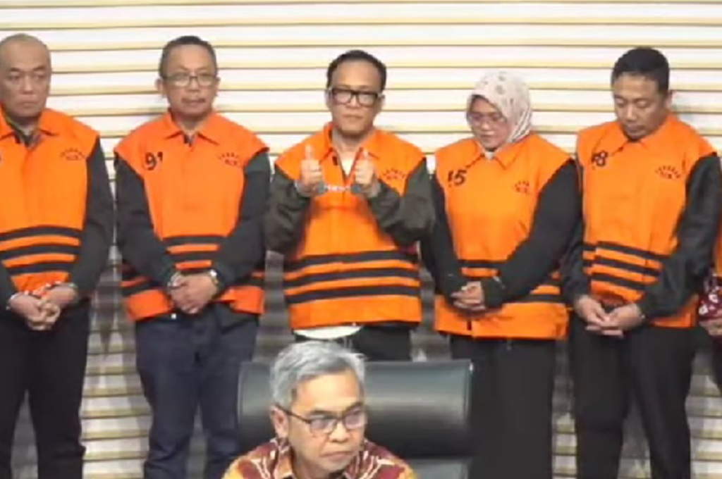 Reaksi Wamenaker Noel Jadi Tersangka usai Kena OTT KPK: Acungkan Jempol