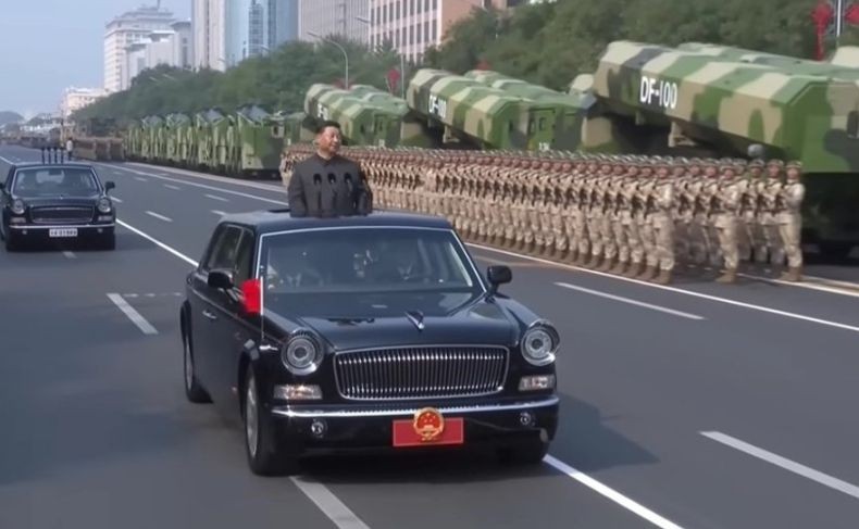 China Pamerkan Kendaraan Tempur Tercanggih di Parade Victory Day, Dihadiri 26 Pemimpin Dunia