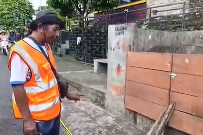 Ternate Gempar, Petugas Sampah Temukan Potongan Kaki Manusia dalam Plastik