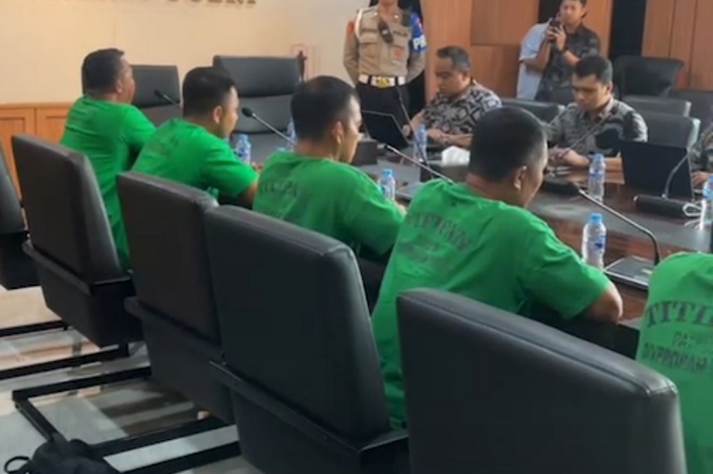 Suasana Pemeriksaan Etik 7 Anggota Polri Pelindas Driver Ojol