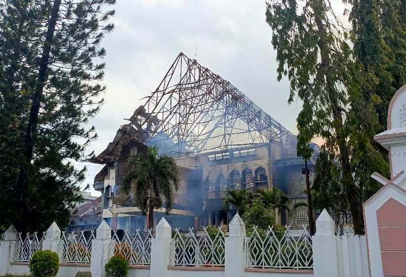 Kondisi Terkini Demo Ricuh di DPRD NTB, Massa Menyebar di Sejumlah Titik