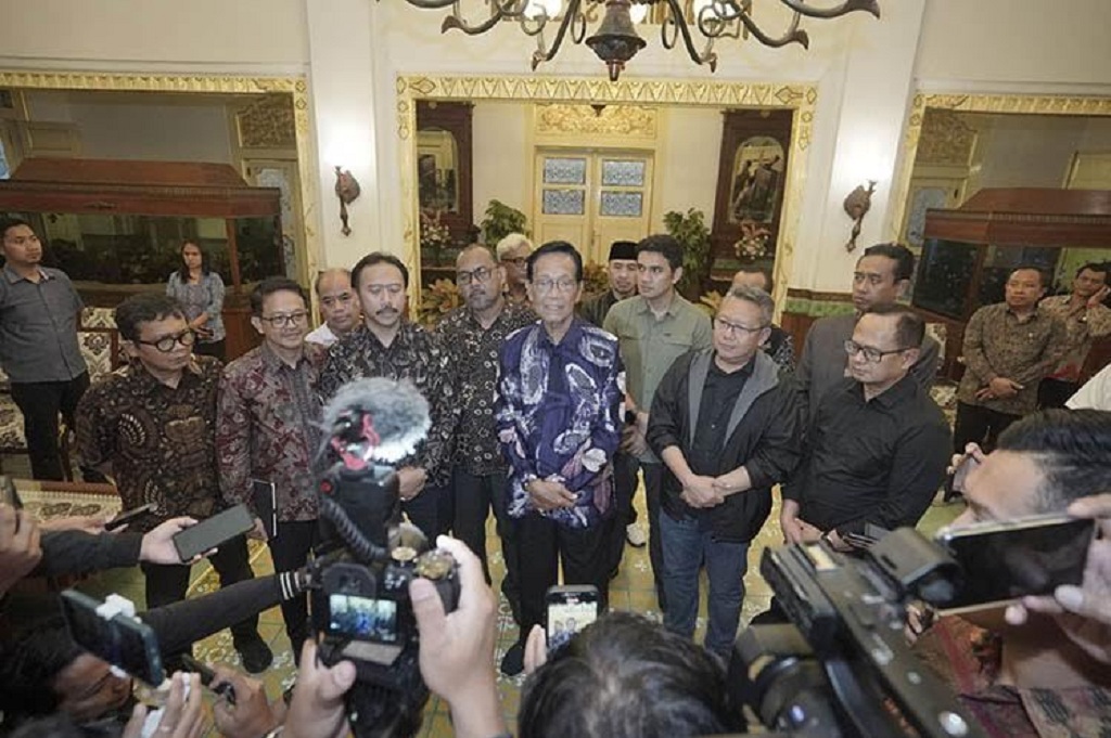 Sultan HB X Kumpulkan 10 Rektor di Jogja, Ajak Perguruan Tinggi Kawal Aspirasi Damai Mahasiswa