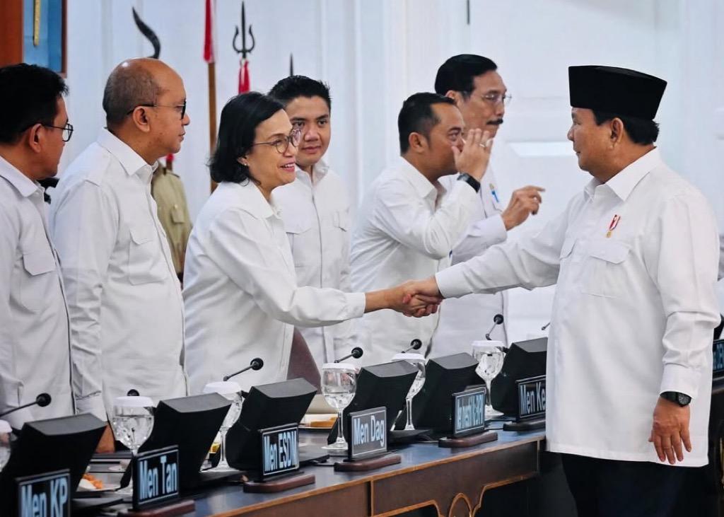 Heboh Diisukan Mundur, Sri Mulyani Unggah Foto Rapat Bareng Prabowo