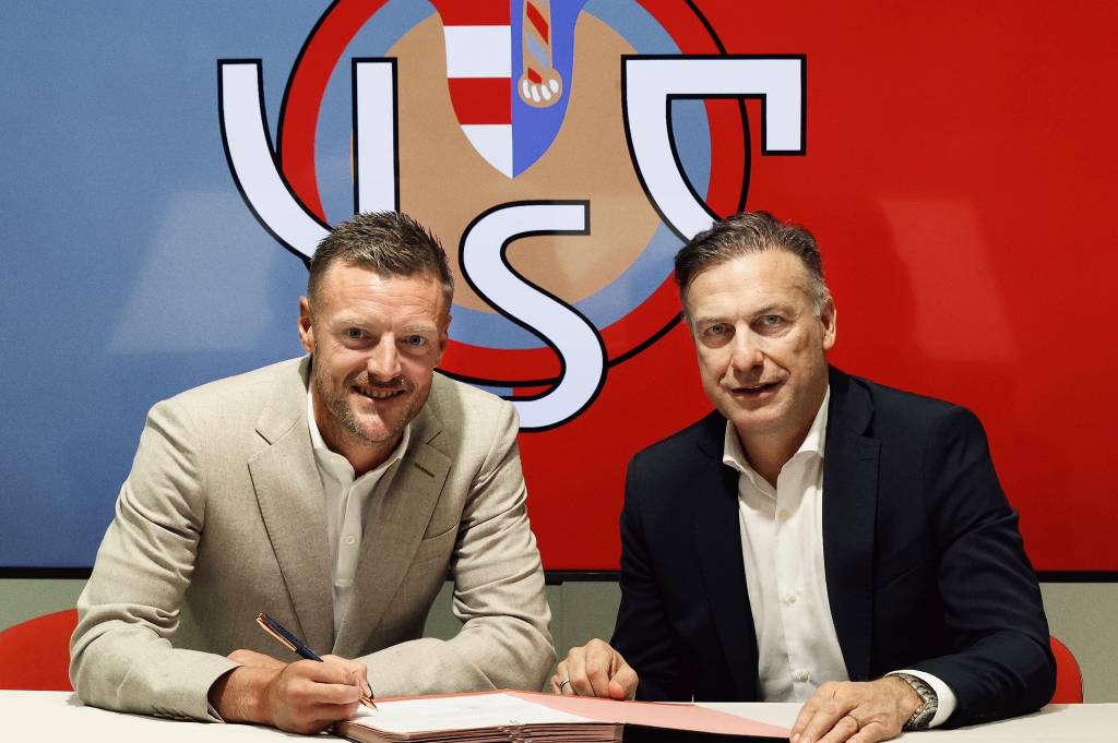 Jamie Vardy Resmi Gabung Cremonese, Siap Main Bareng Emil Audero
