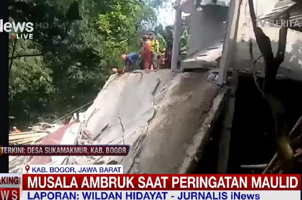 Breaking News: Musala 2 Lantai di Bogor Ambruk, 3 Orang Tewas