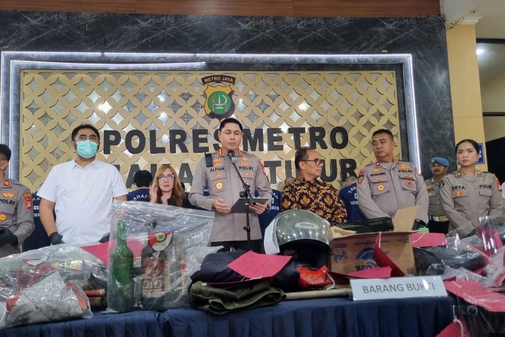 14 Orang Jadi Tersangka Perusakan Kantor Polisi di Jaktim saat Demo, 4 Berstatus ABH