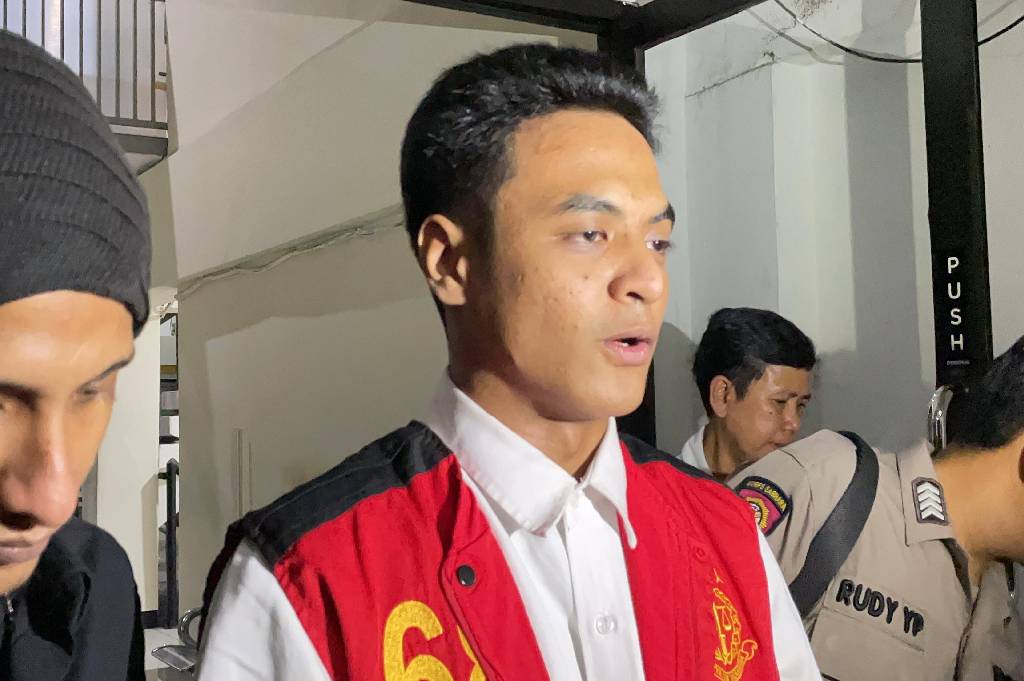 Tangis Vadel Badjideh Pecah Ngaku Lelah Selalu Dihujat Publik