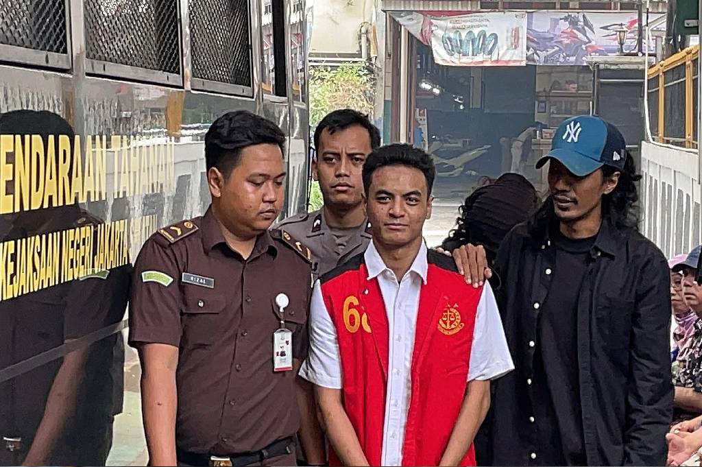 Vadel Badjideh Dituntut 12 Tahun Penjara: Saya Tidak Takut!