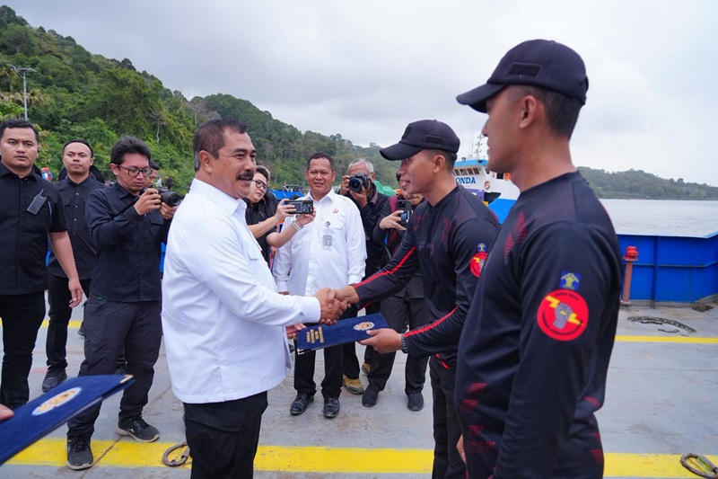 Tiga Petugas Nusakambangan Naik Grade, SK Diserahkan Langsung Menteri Imipas