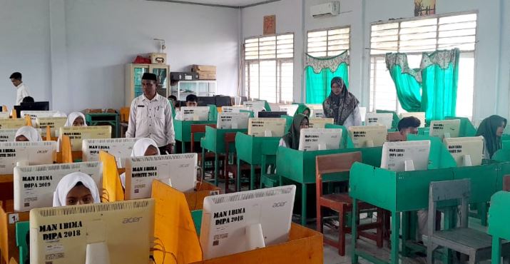 Pacu Prestasi Bidang Sains, 202.117 Siswa Ikuti Olimpiade Madrasah Indonesia 2025