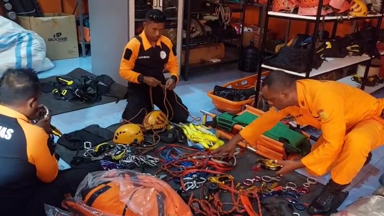 Helikopter Rute Ilaga–Timika Hilang Kontak, Tim SAR Timika Siapkan Operasi Pencarian