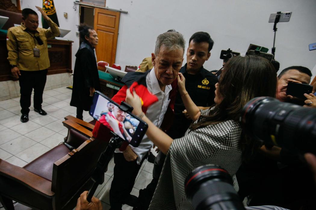 Tok! Fariz RM Divonis 10 Bulan Penjara dan Denda Rp800 Juta