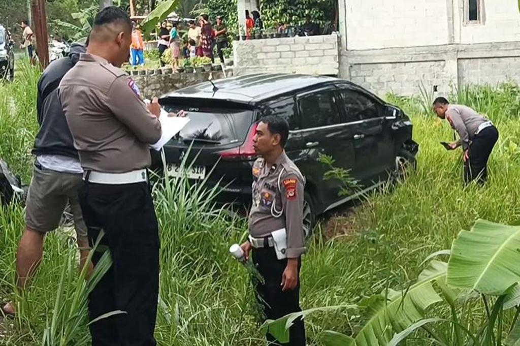 Kecelakaan di Kulonprogo, Pemotor Tewas Terpental 10 Meter Ditabrak Minibus