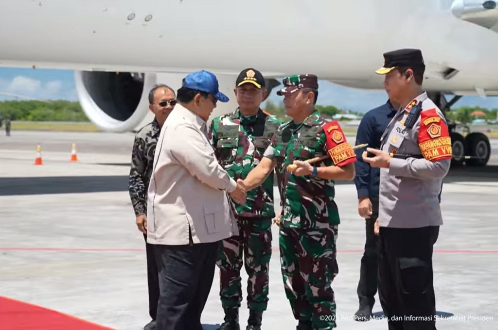 Prabowo Tiba di Bali usai Kunker ke Luar Negeri, Cek Korban Banjir?