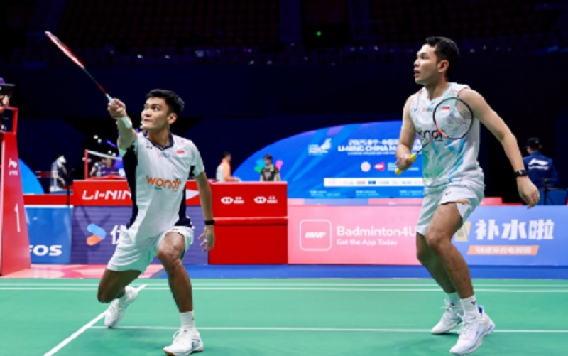 Fajar/Fikri Bantai Ganda Tuan Rumah di China Masters 2025, Tembus 16 Besar!