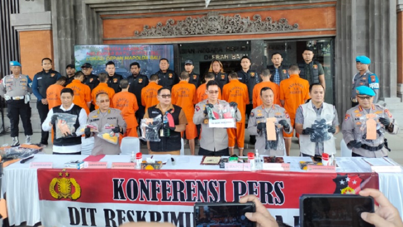 Polda Bali Ungkap Peran 10 Tersangka Demo Ricuh, Bawa Molotov hingga Pungut Peluru Gas Air Mata