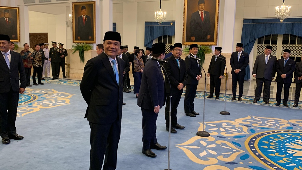 Breaking News: Prabowo Lantik Djamari Chaniago Jadi Menko Polkam, Erick Thohir Menpora