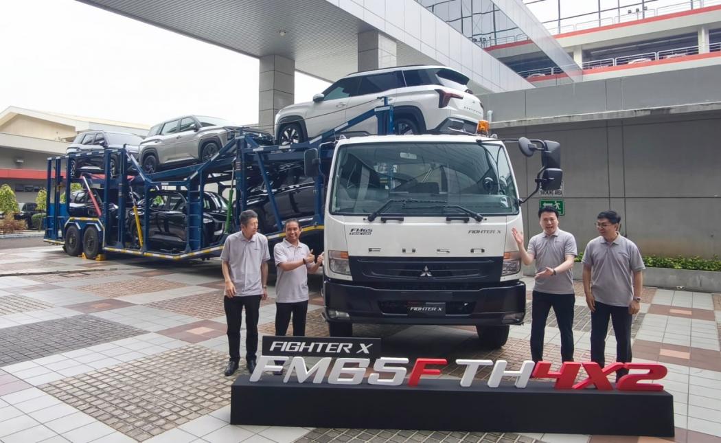 Mitsubishi Fuso Rilis Truk Bertenaga Jumbo Fighter X FM65F Tractor Head 4x2, Intip Spesifikasinya