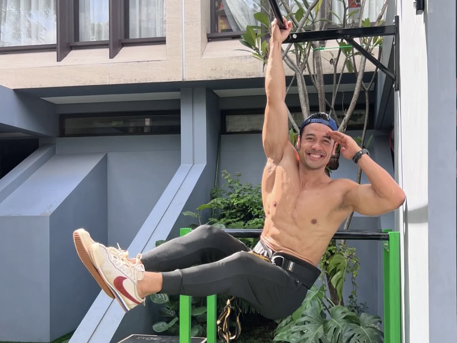 Rahasia Perut Six Pack Chicco Jerikho, Tidak Makan Karbohidrat?