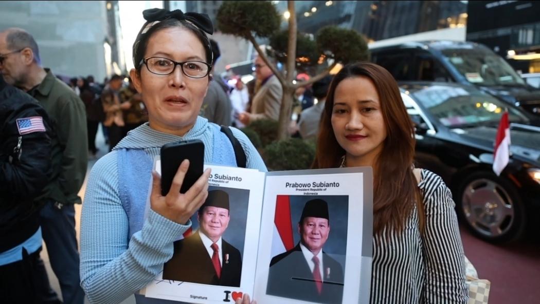 Dapat Tanda Tangan Prabowo, WNI di New York Gembira hingga Tangannya Gemetar