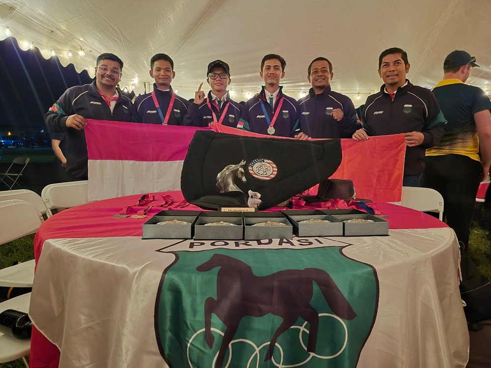 Ukir Sejarah! Tim HBA Indonesia Raih Peringkat 2 Dunia Kejuaraan Panahan Berkuda IHAA 2025