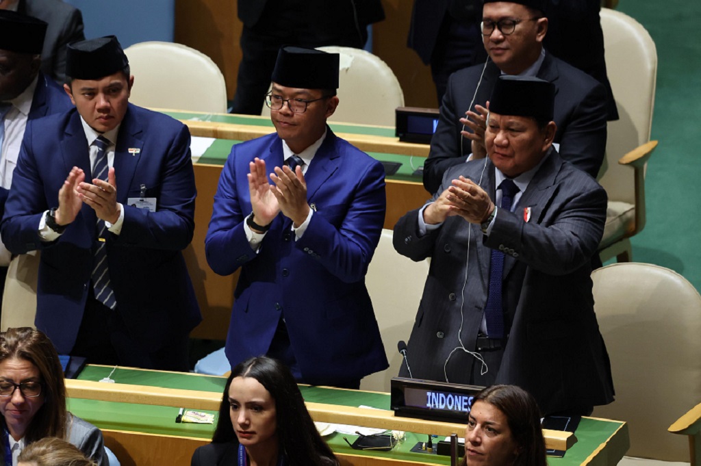 Momen Prabowo Standing Ovation saat Macron Umumkan Prancis Akui Palestina
