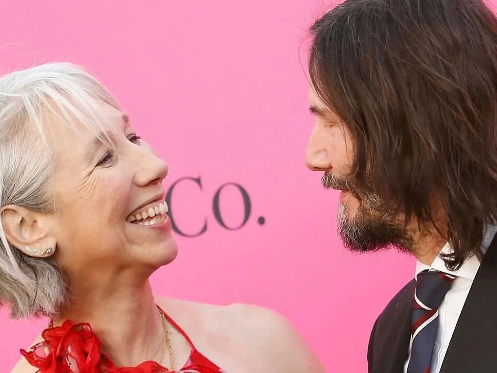 Viral Keanu Reeves Diisukan Menikah di Usia 61 Tahun, Ini Faktanya!