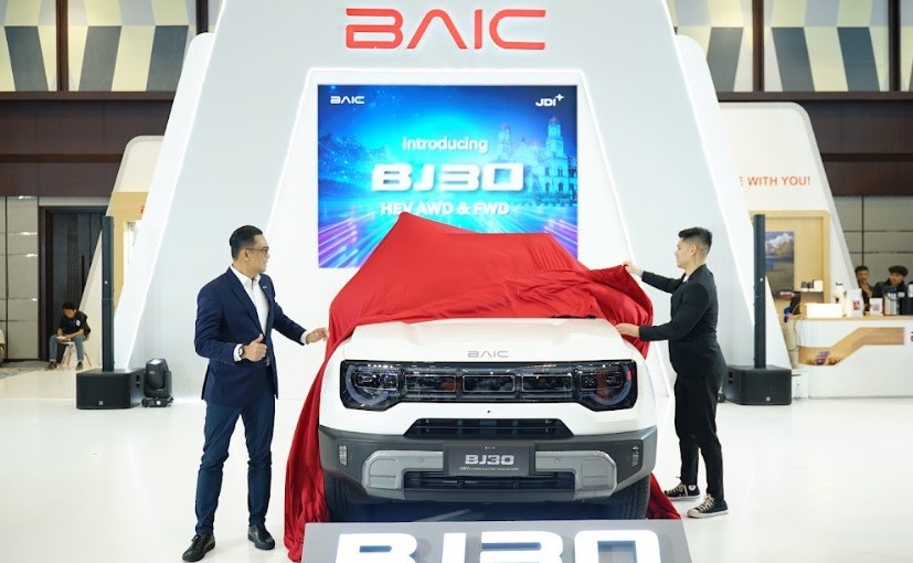 Panaskan GIIAS Semarang 2025, BAIC Boyong BJ30 Hybrid 
