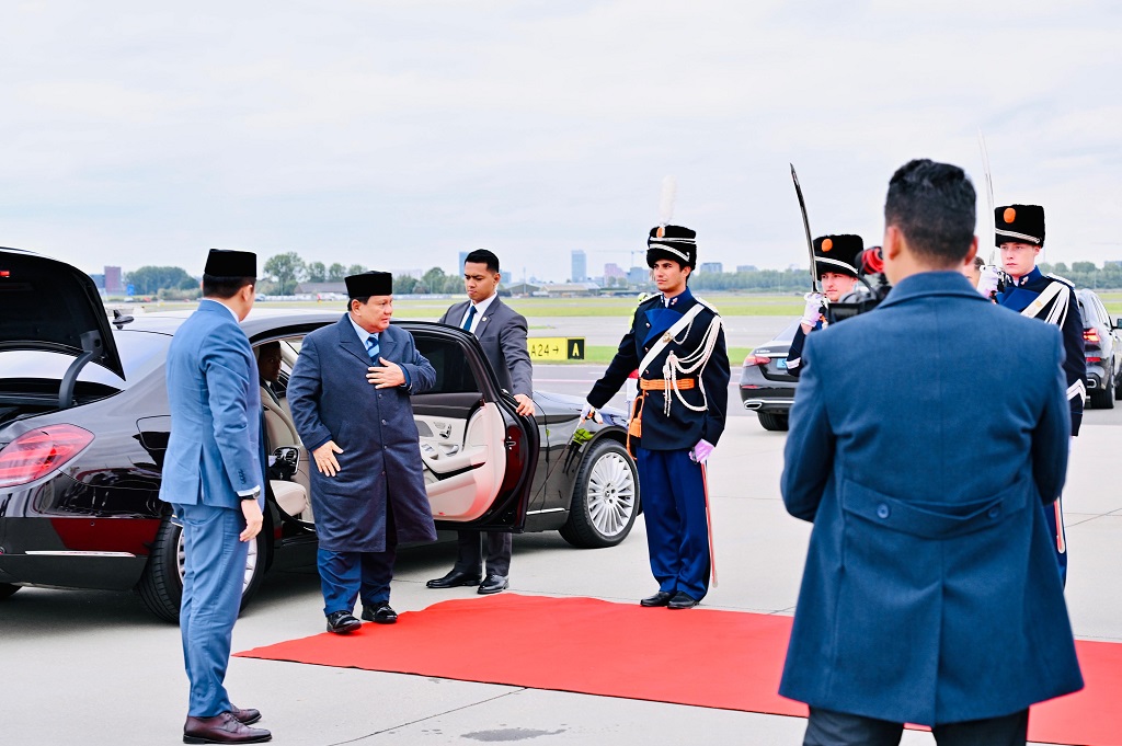 Seskab Teddy Ungkap Hasil Lawatan Presiden Prabowo ke 4 Negara, Ini Rinciannya