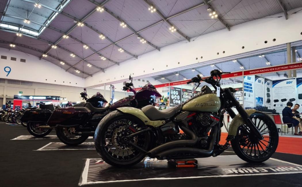 Penjualan Sepeda Motor Turun, Pasar Ban Justru Stabil