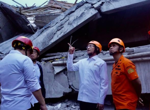 Menag Sampaikan Duka Cita Tragedi Ponpes Al Khoziny, Janji Cegah Tragedi Berulang
