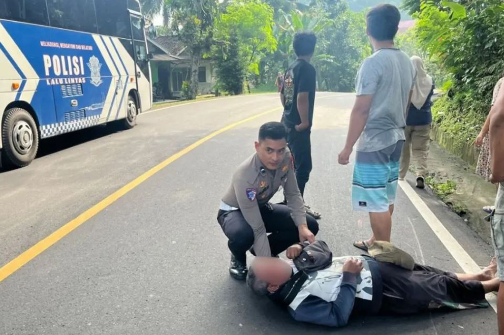 Bus SIM Keliling di Pangandaran Mendadak Jadi Ambulans, Gercep Selamatkan Korban Kecelakaan