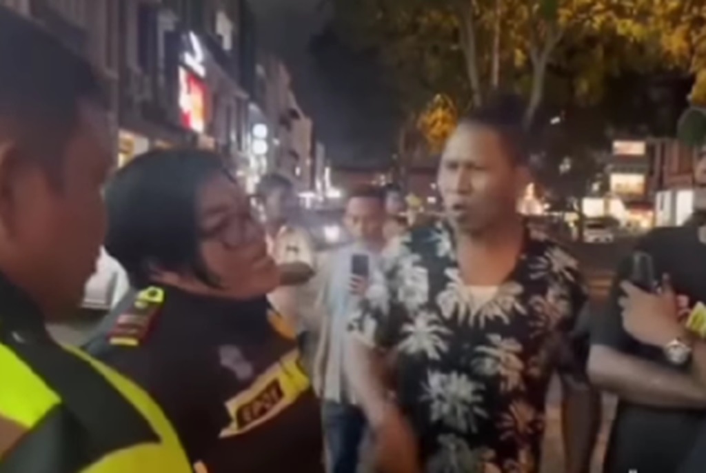 Viral Debt Collector Tantang Polwan saat Tarik Mobil di Tangerang, Endingnya Ditangkap