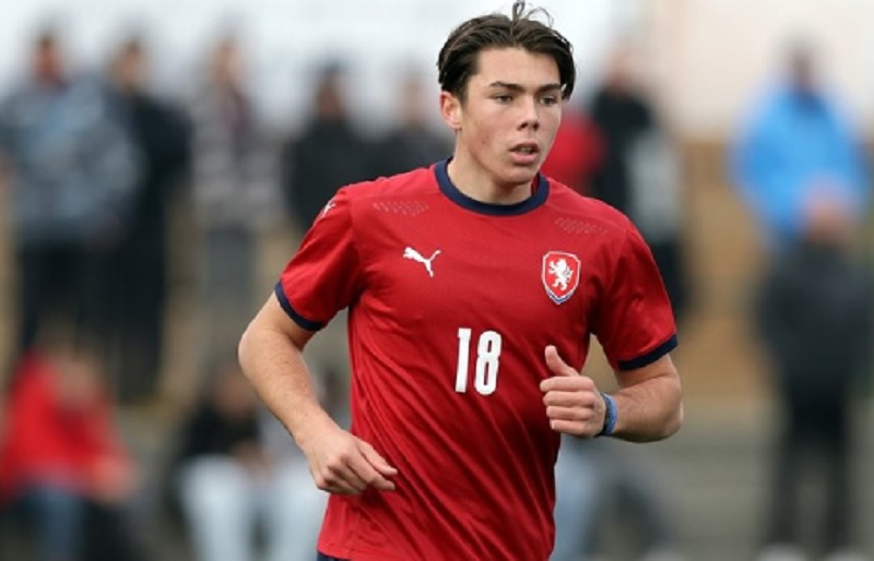 Putra Gianluigi Buffon Debut di Serie A, Beda 30 Tahun dengan Sang Ayah!