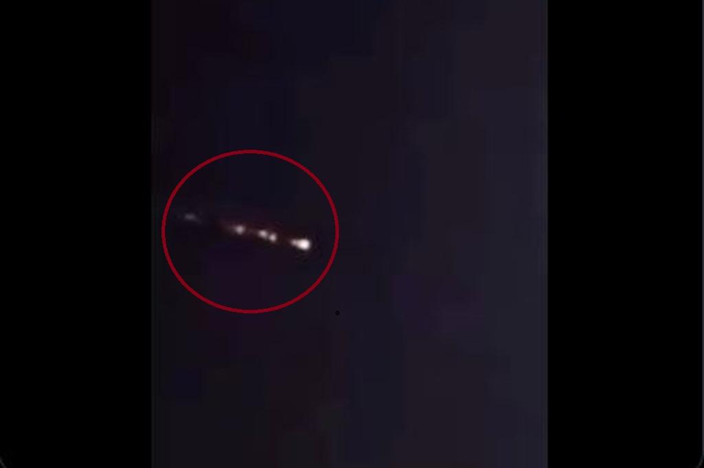 Viral Benda Bercahaya Diduga Meteor Jatuh di Cirebon, Ini Analisis BMKG