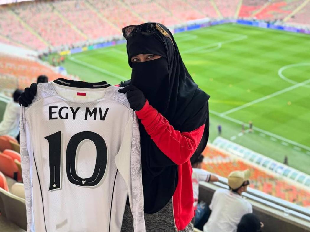 Lagi Umrah, Umi Pipik Melipir ke Stadion King Abdullah Nonton Timnas Indonesia Vs Arab Saudi