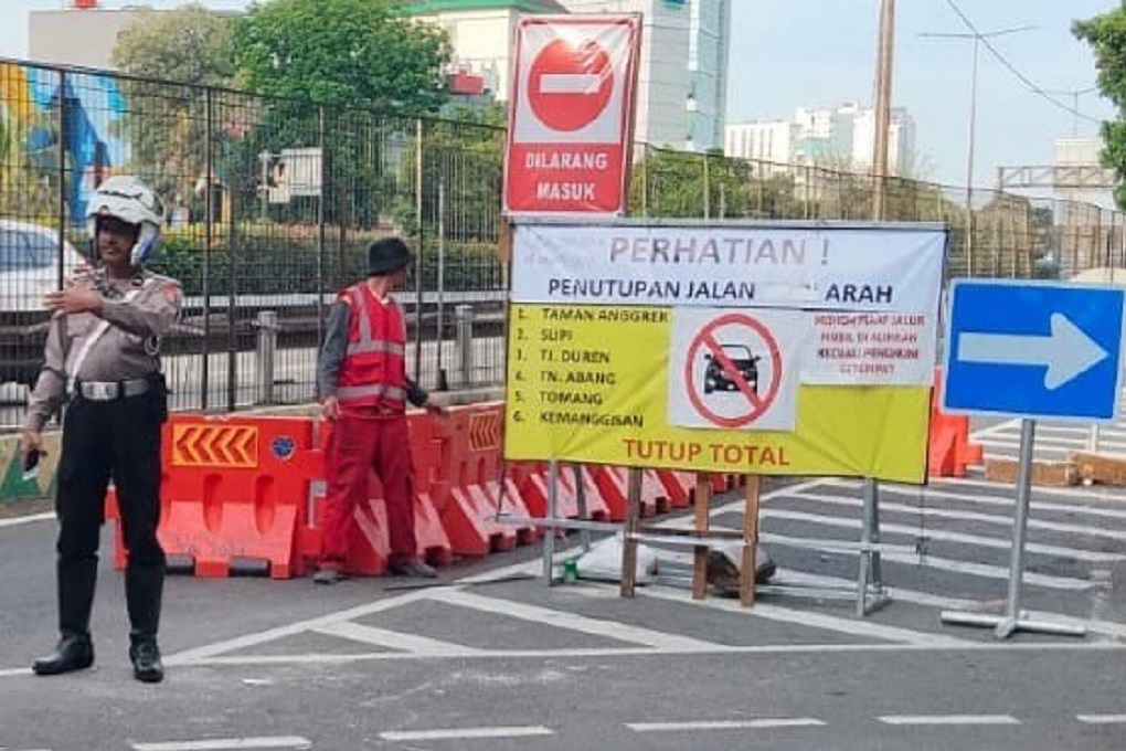 Pengumuman! Lalu Lintas Jalan Arjuna Selatan Jakbar Dialihkan, Ada Proyek Galian
