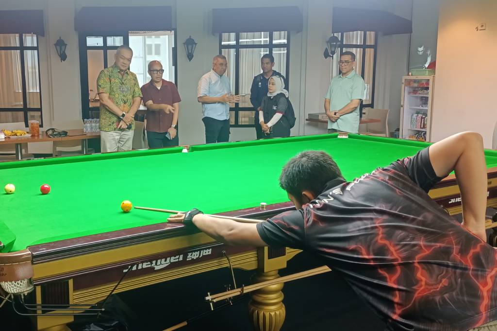 Kemenpora Tinjau Pelatnas Biliar Indonesia, Target Emas SEA Games 2025 di Depan Mata