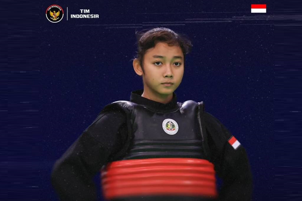 Atlet Pencak Silat Qiken Dwi Tata Olifia Sumbang Medali Pertama Indonesia di Asian Youth Games 2025