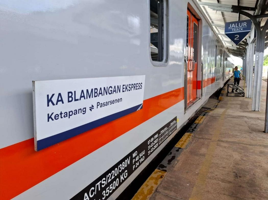 KAI Dukung Destinasi Wisata dari Jakarta hingga Banyuwangi melalui Layanan KA Blambangan Ekspres