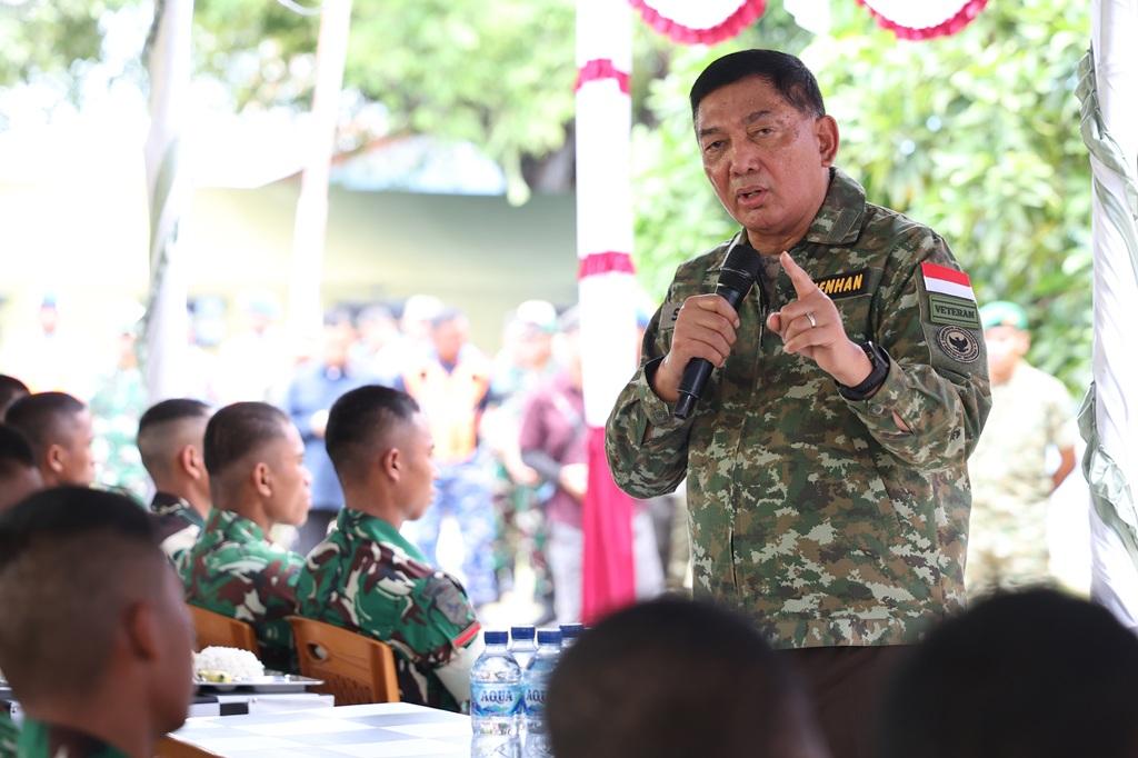 Menhan Sambangi Yonif TP 821/Satria Bupolo, Ingatkan Pentingnya Jaga Kesiapsiagaan Satuan