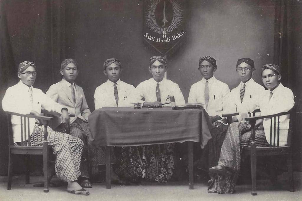 Siapa Perwakilan Jong Java di Sumpah Pemuda 1928? Ternyata Tokoh Penting Ini Punya Peran Besar!