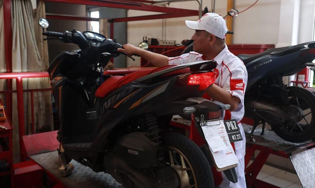 Lampu Motor Mati Jangan Langsung Ganti Aki, Periksa Bagian Ini