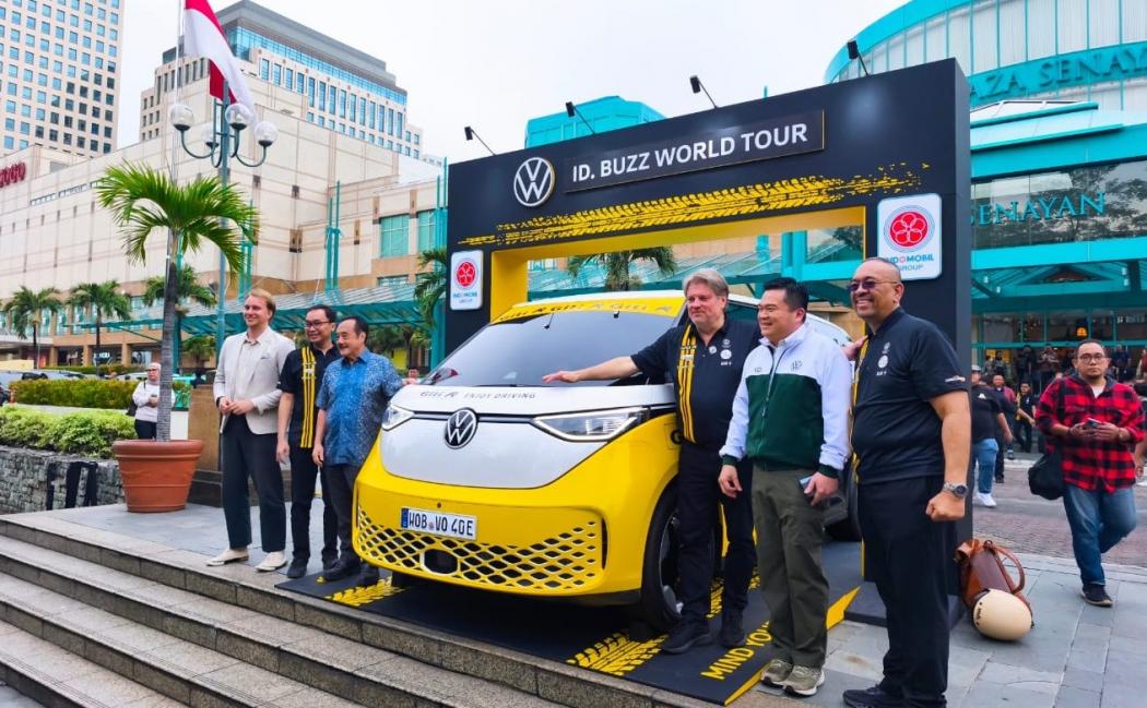 Lintasi 75 Negara, Mobil Listrik VW ID. Buzz Pecahkan Rekor Keliling Dunia Sejauh 80.000 Km